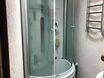 квартира за адресою Повітряна вул., 83