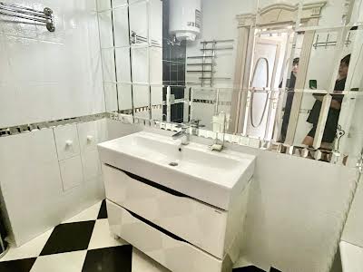 квартира по адресу Вышгородская ул., 45Б/3