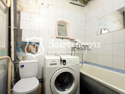 квартира за адресою Симиренка вул., 18а