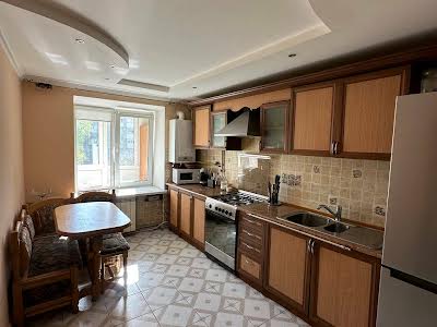 квартира по адресу Хоткевича, 8