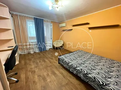 квартира за адресою Петра Григоренка просп., 38
