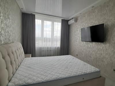 квартира по адресу Драгоманова ул., 10