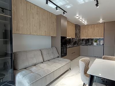 квартира за адресою Крайківського, 48