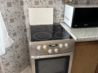 квартира за адресою Новгород-Сіверська, 3