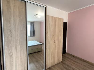квартира по адресу Кондратюка Юрия ул., 3