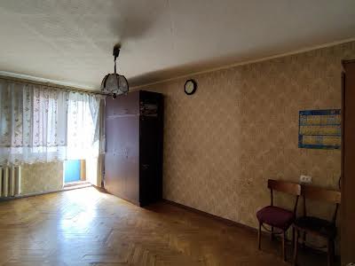 квартира за адресою Генерала Петрова вул., 26