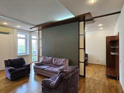 квартира по адресу Панаса Мирного ул., 8