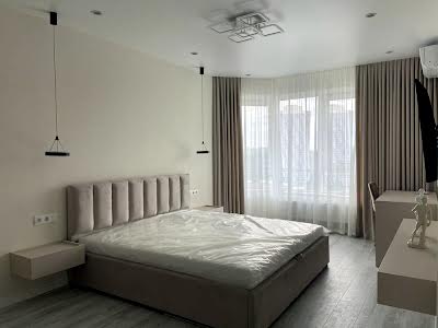 квартира за адресою Золотоустівська вул., 27