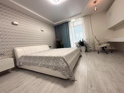 квартира за адресою Жаботинського вул. (Пролетарская улица), 56а