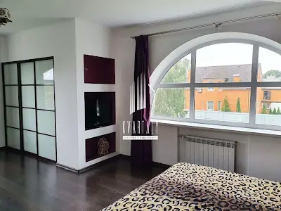 дом по адресу Крута ул., 25
