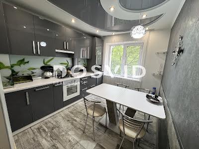 квартира по адресу Тополь-1, 18