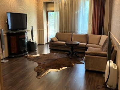квартира за адресою Шевченка вул., 18