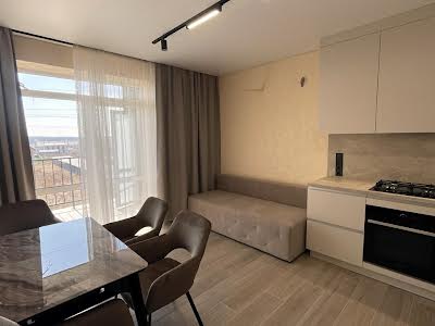 квартира за адресою Роксоляни вул., 21