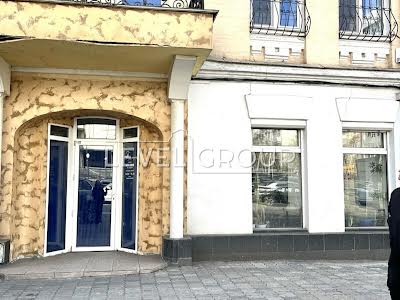 комерційна за адресою Антоновича вул. (Горького), 37/13