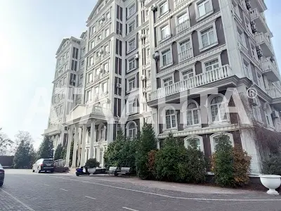квартира за адресою Дмитра Луценка вул. (Крейсера 