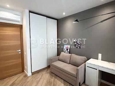 квартира за адресою Драгоманова вул., 2-А