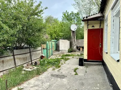 будинок за адресою Михайла Комарова вул., 13