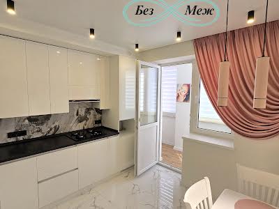 квартира за адресою Щаслива вул., 7-А