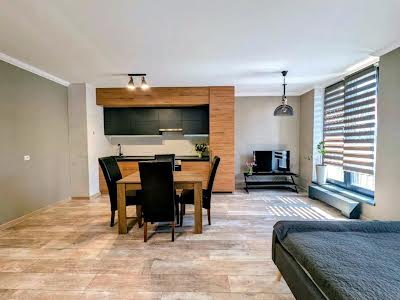 квартира за адресою Антоновича вул. (Горького), 74