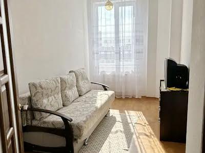квартира за адресою Одеса, Середньофонтанська вул., 19-А