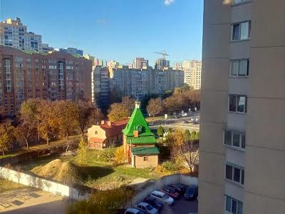 квартира по адресу Степана Бандеры ул., 36