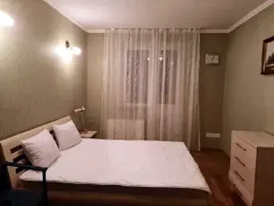 квартира за адресою Зубрівська вул., 10