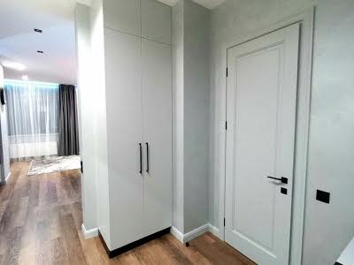 квартира за адресою Трускавецька вул., 8
