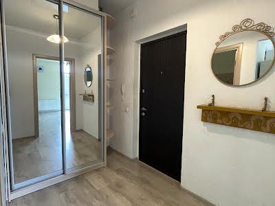 квартира за адресою Регенераторна вул., 4