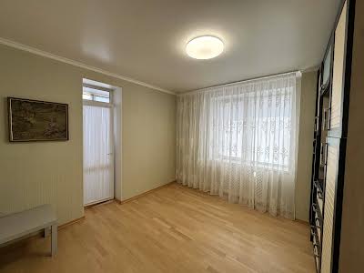 квартира за адресою Миколи Амосова вул., 4