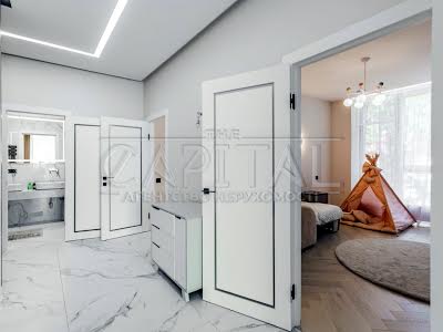 квартира по адресу Авиаконструктора Антонова ул., 12
