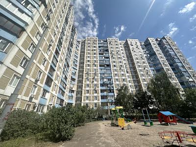 квартира за адресою Милославська вул., 31б