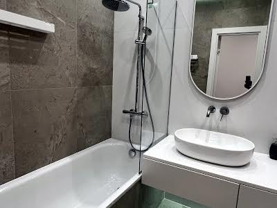 квартира за адресою Регенераторна вул., 4 к. 11