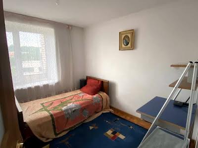 квартира за адресою Джерельна, 40