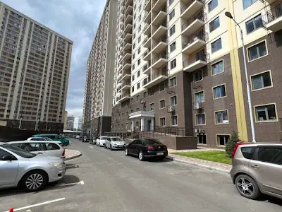 квартира за адресою Академіка Сахарова вул., 3е