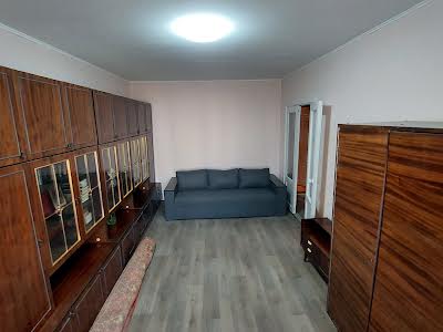 квартира за адресою Лазурна вул., 52