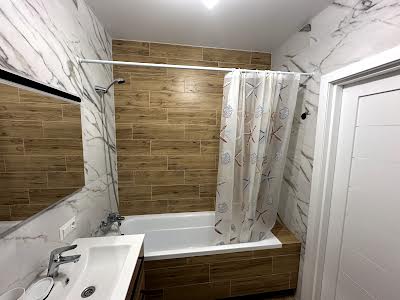 квартира за адресою Гліба Бабіча вул. (Канальна), 8