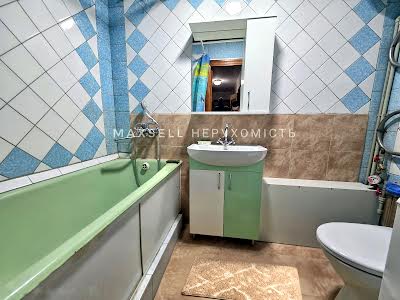 квартира за адресою Холодногірська вул., 49