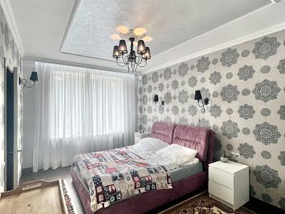 квартира по адресу Петропавловская ул., 70