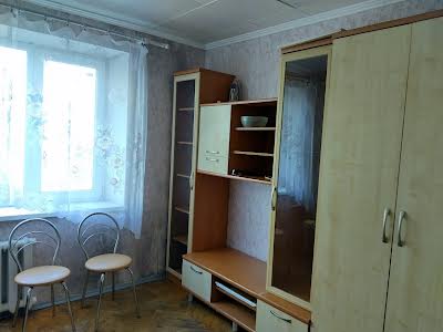 кімната за адресою Новоукраїнська вул., 5