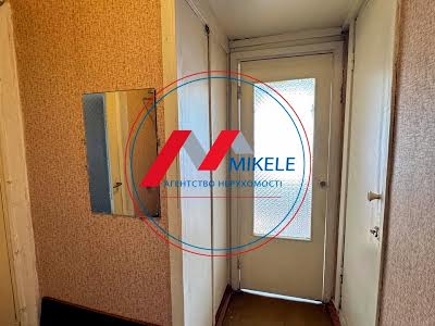 квартира за адресою Приозерна вул., 12А