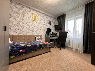 квартира за адресою Михайла Калмикова вул. (Тельмана), 6