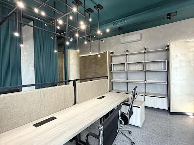 коммерческая по адресу Французький бульвар, 85/5 
