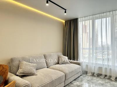 квартира за адресою Генерала Грекова вул., 4
