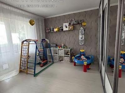 квартира по адресу Ревуцкого ул., 29-А