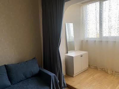 квартира по адресу Червоной Калины просп. (Владимира Маяковского), 8-Б