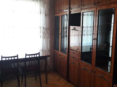 квартира за адресою Литвиненко-Вольгемут вул., 5А