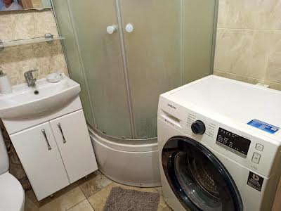 квартира за адресою Стельмаха вул., 43а