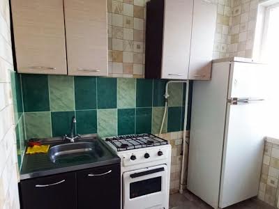 квартира за адресою Левка Лук'яненка просп. (Рокоссовського), 12
