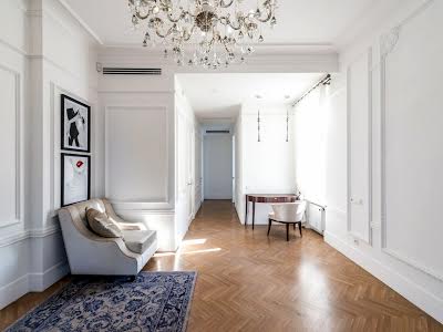 квартира по адресу Антоновича, 18