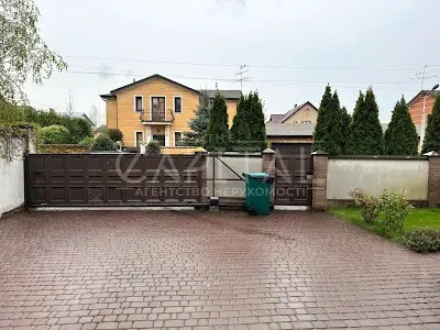 будинок за адресою Центральна вул.